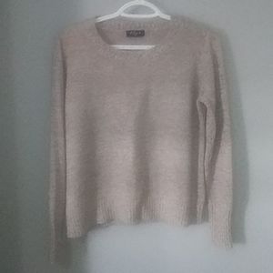 Beige winter sweater. Perfect for leggings.